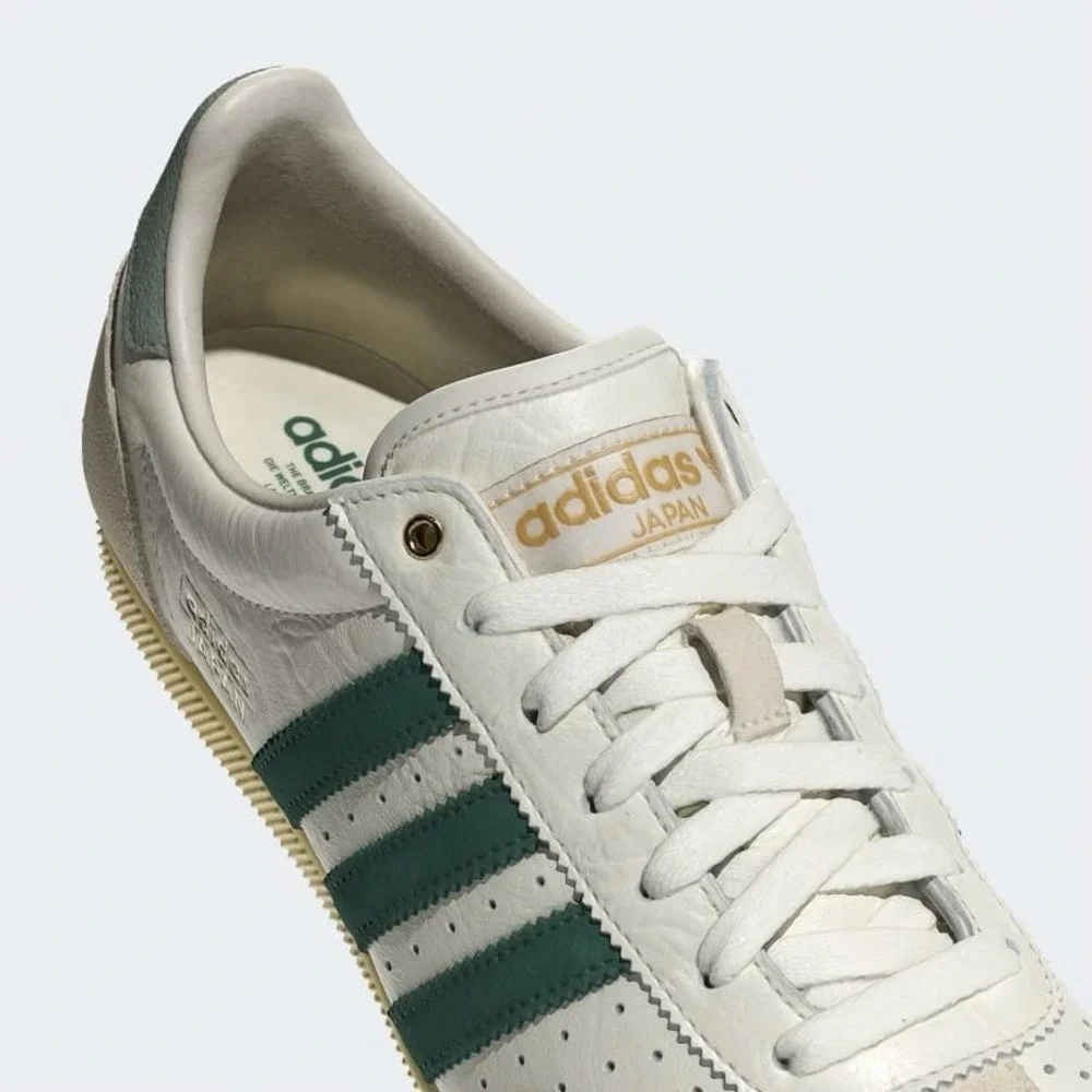 adidas Japan Women's Size 9.5‎ US Off White Collegiate Green Orange Tint JI2663